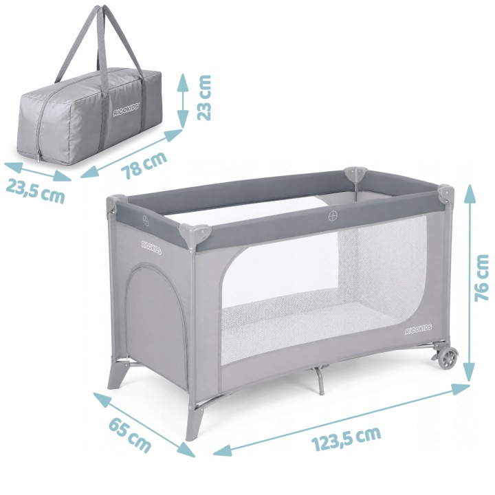 Ricokids ceļojumu gultiņa ar norādītiem izmēriem 123,5 x 65 x 76 cm un salocītas somas izmēriem