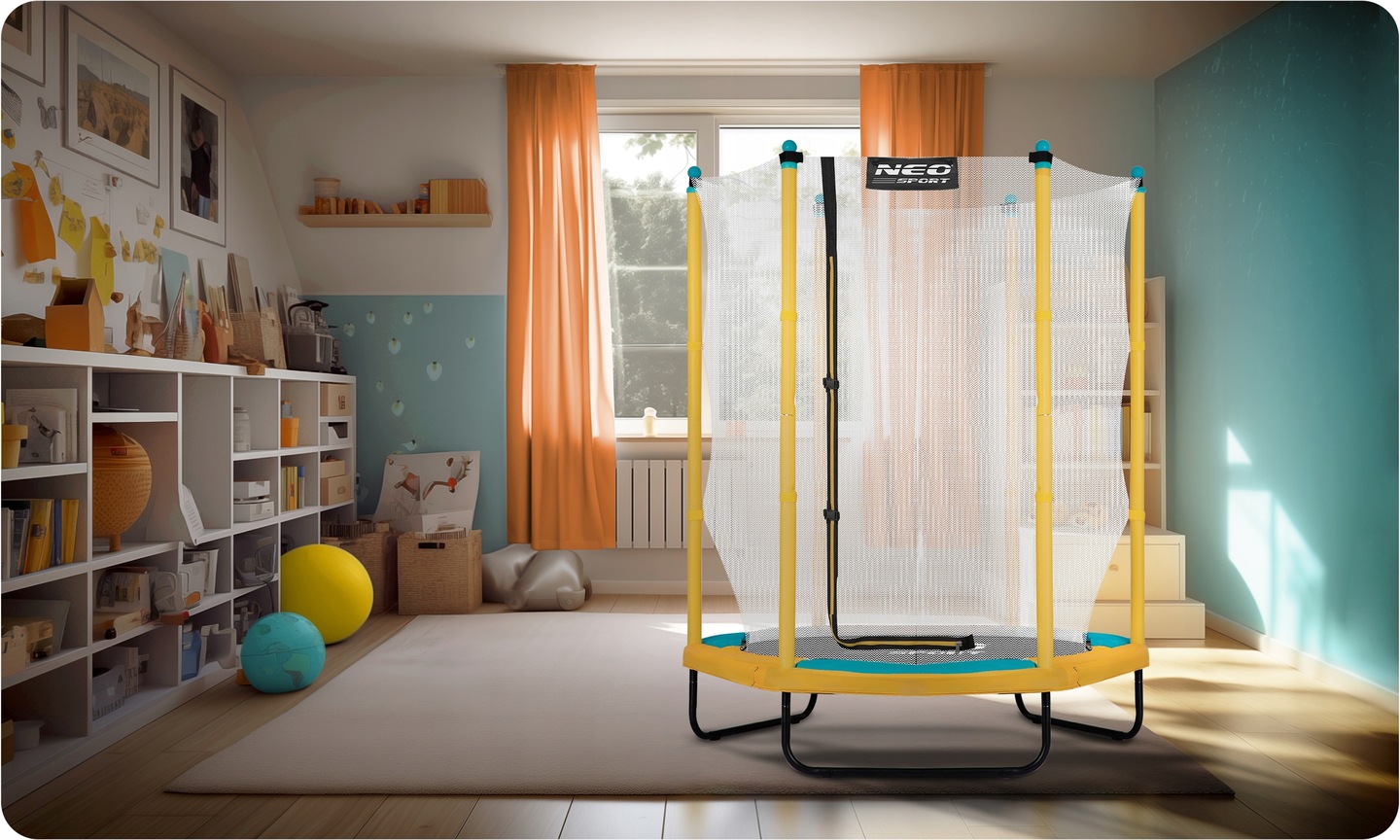 Neo-Sport bērnu batuts 140 cm uzstādīts bērnu istabā pie loga un aizkariem