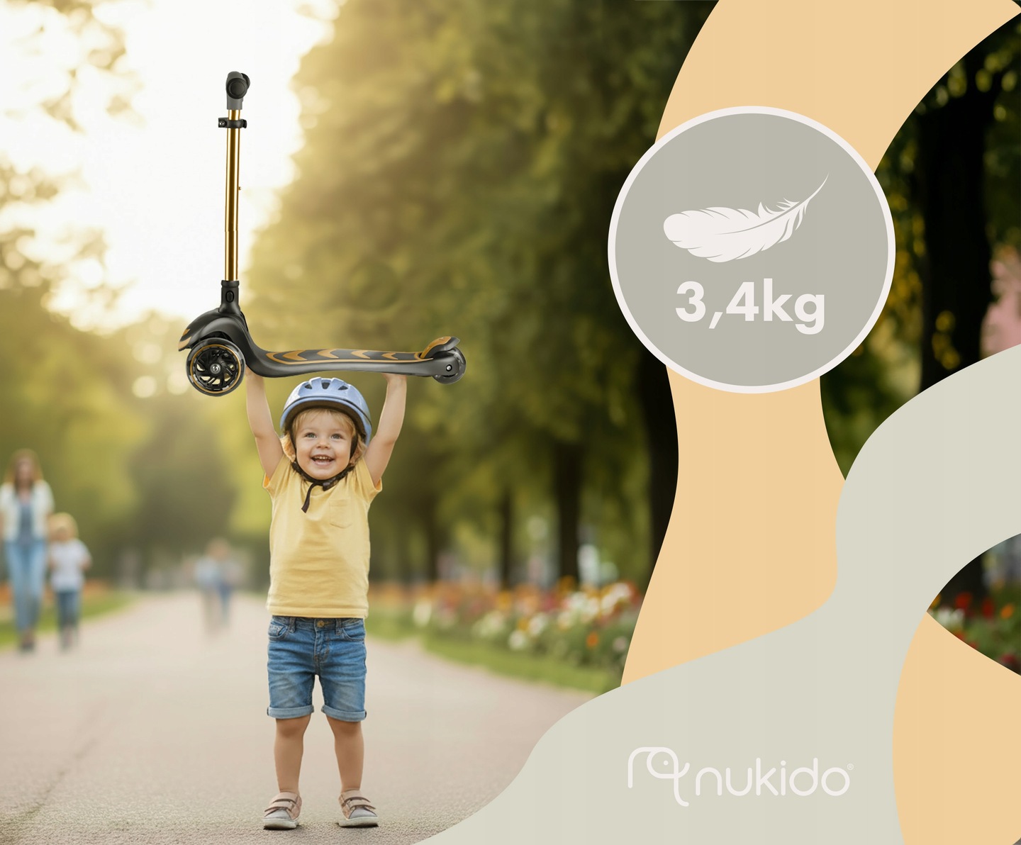 Viegls Nukido Flippo skrejritenis ar bērnu parkā un svara norādi 3,4 kg