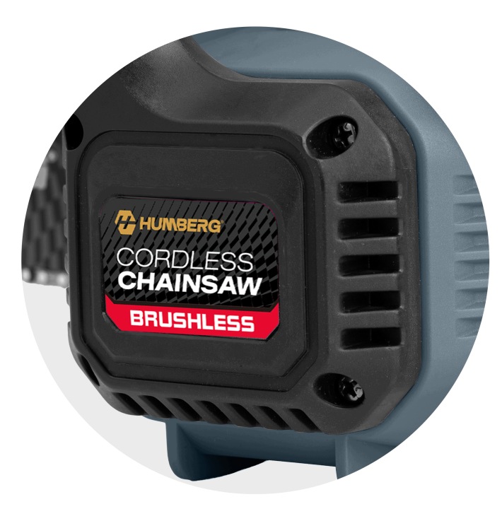 Humberg HM-436 bezsuku ķēdes zāģa motora korpusa tuvplāns ar Brushless uzrakstu