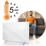 600 W sildpanelis pie dīvāna ar norādi uz siltuma sajūtu pēc 5 minūtēm