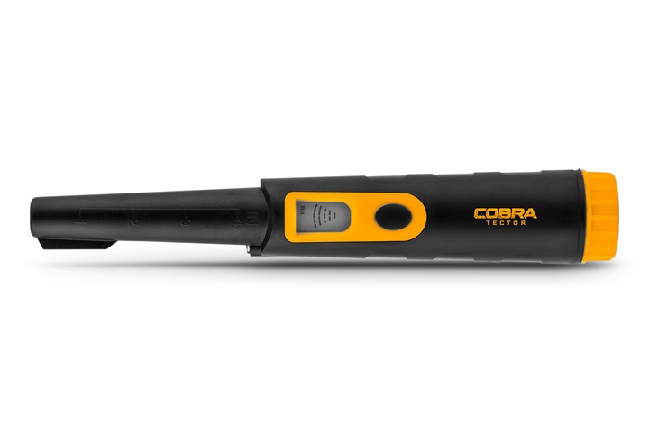 Metāla detektors Cobra Tector CT-1070 horizontālā sānskatā uz balta fona