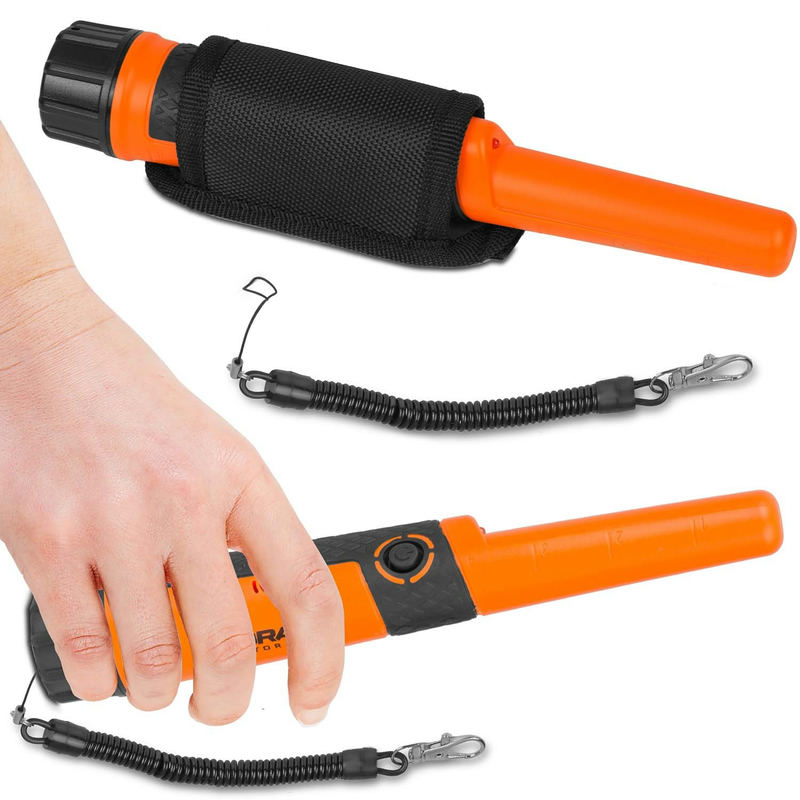 Cobra Tector CT-1076 pinpointer un kabura ar karabīni un spirālveida auklu uz balta fona