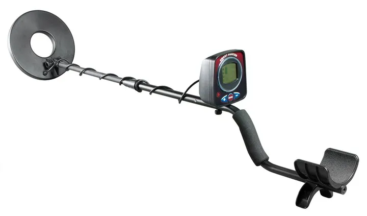 Metāla detektors Cobra Tector CT-1069 trīs ceturtdaļu skatā ar roku balstu