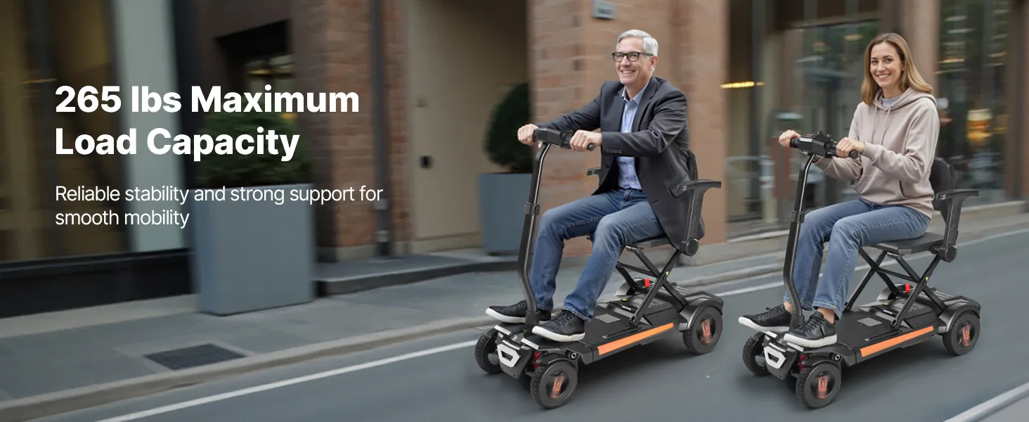 Mobilitātes skrejritenis ar diviem braucējiem pilsētas ielā, redzama maksimālā kravnesība 265 lbs